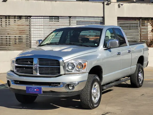 Carro Dodge RAM 2008  H.DUTY 5.9 SLT 24V CD 4x4