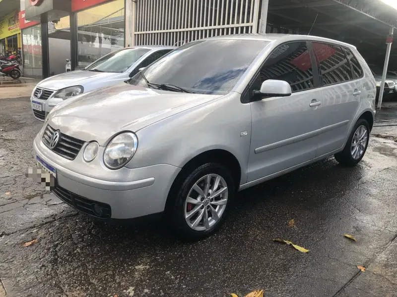 Volkswagen Polo Hatch. Comfortline 1.6 8V