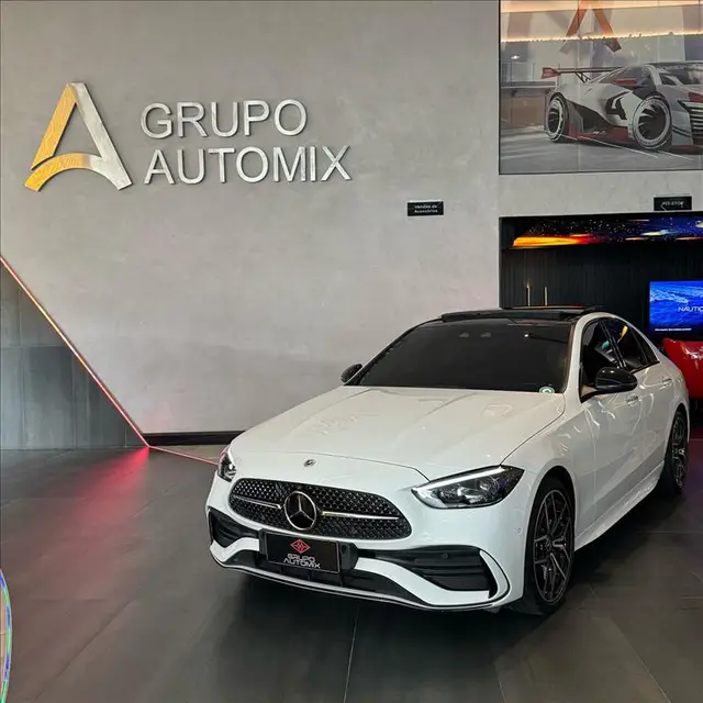 Carro Mercedes-Benz Classe C 2022 C 300 AMG Line
