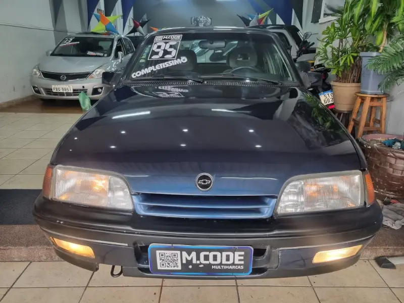 Chevrolet Monza Sedan GLS 2.0 EFi