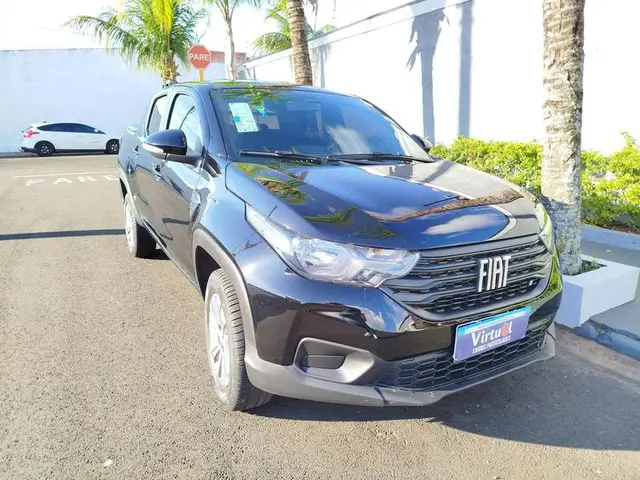 Carro Fiat Strada 2023 Freedom 1.3 CD (Flex)