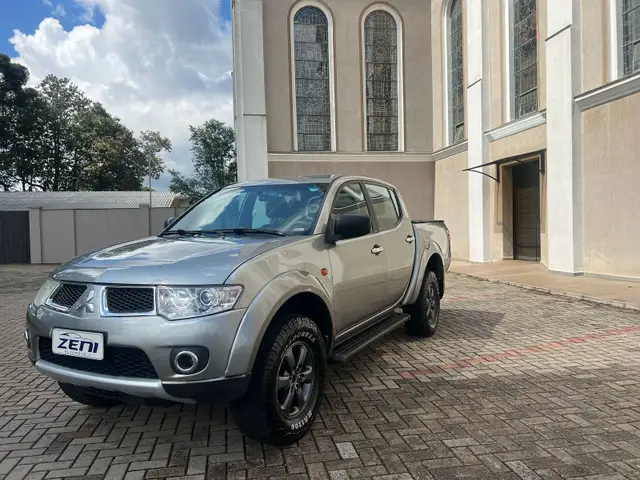 Carro Mitsubishi L200 Triton Sport 2014 2.4 HLS (Flex)