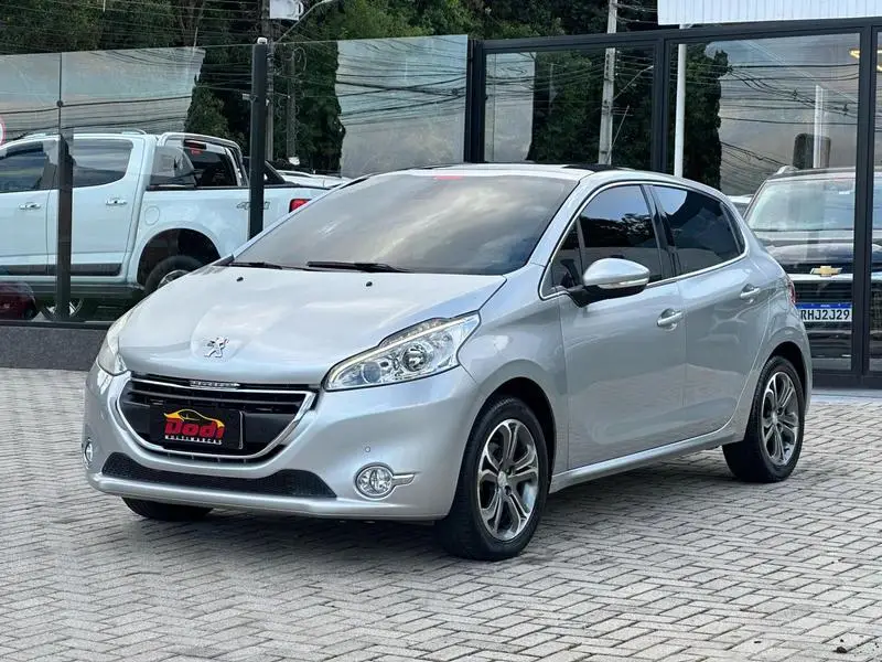 Peugeot 208 Griffe 1.6 16V (Flex) (Aut)