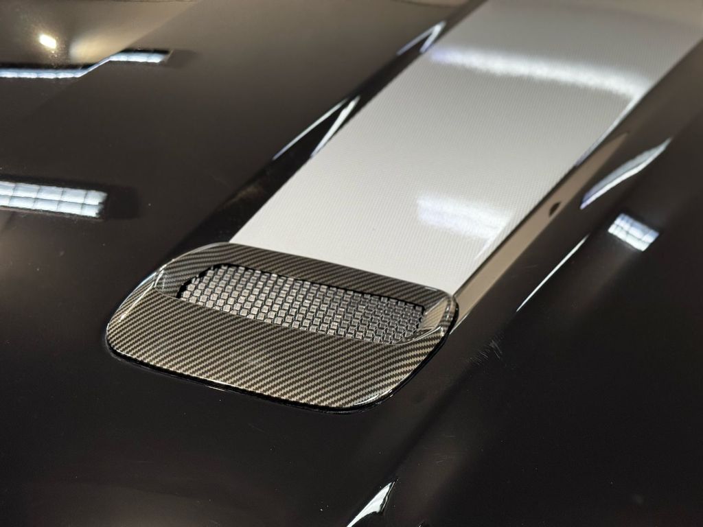 Mustang 5.0 Black Shadow V8