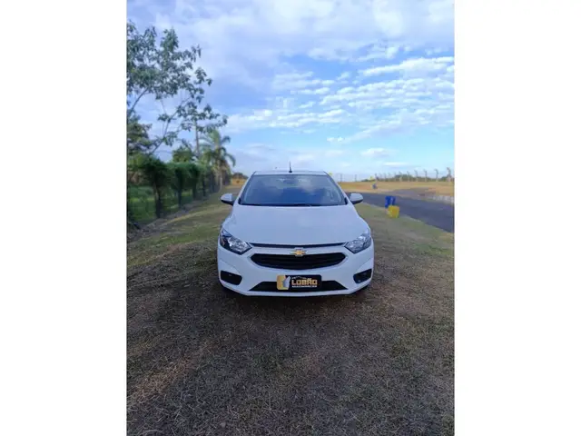 Carro Chevrolet Onix 2017 1.0 LT SPE/4