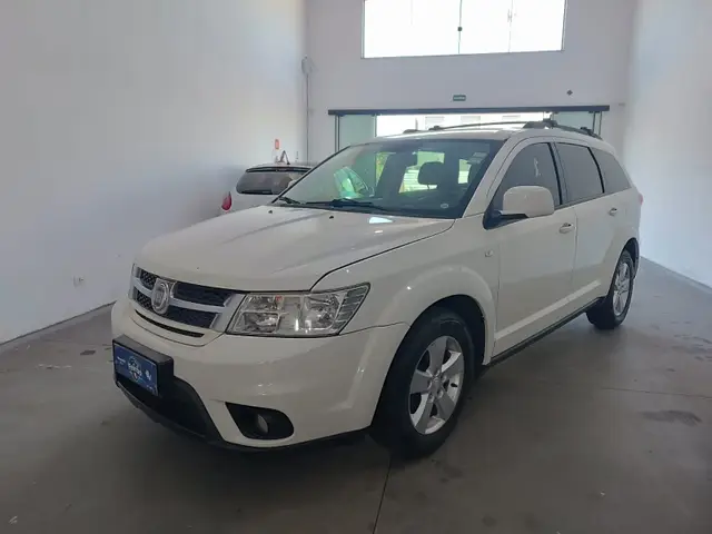 Carro Fiat Freemont 2012 2.4 16V Precision (Aut)