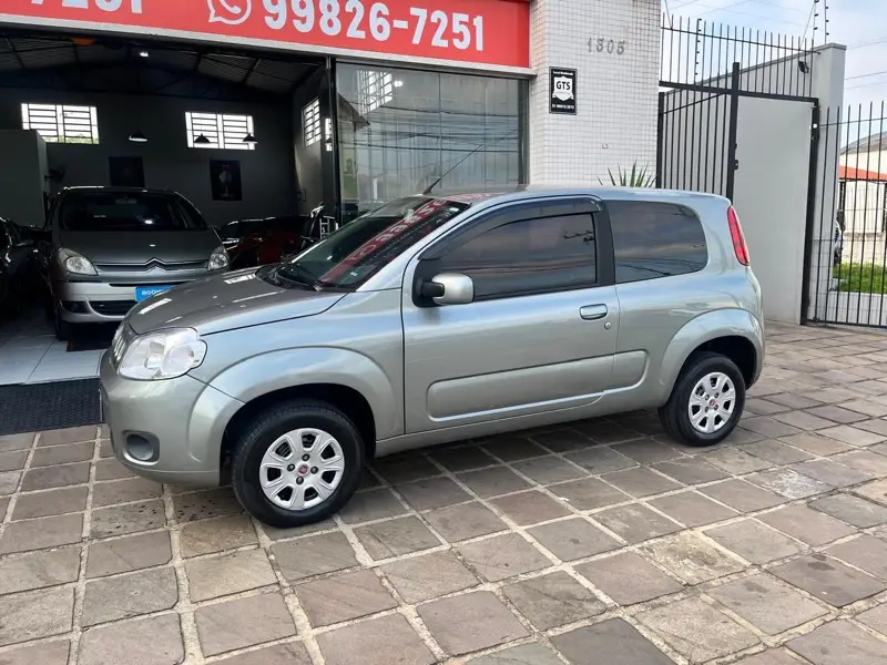 Fiat Uno Vivace 1.0 8V (Flex) 2p