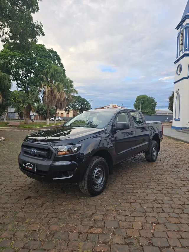 Carro Ford Ranger Cabine Dupla 2020 Ranger 2.2 TD XLS CD 4x4 (Aut)