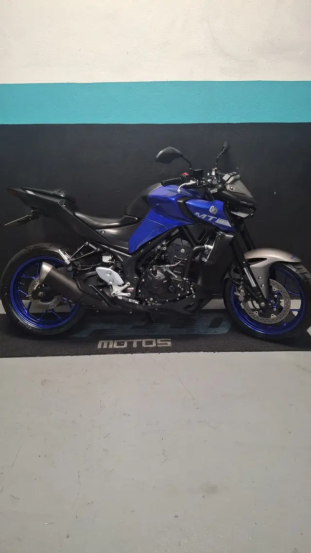 Carro Yamaha MT-03 2021 ABS