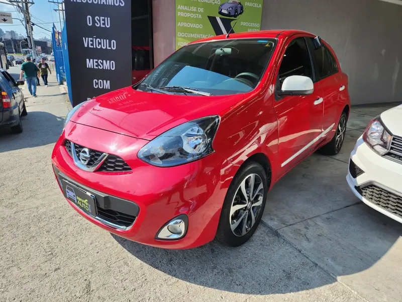 Nissan March 1.6 16V SL (Flex)