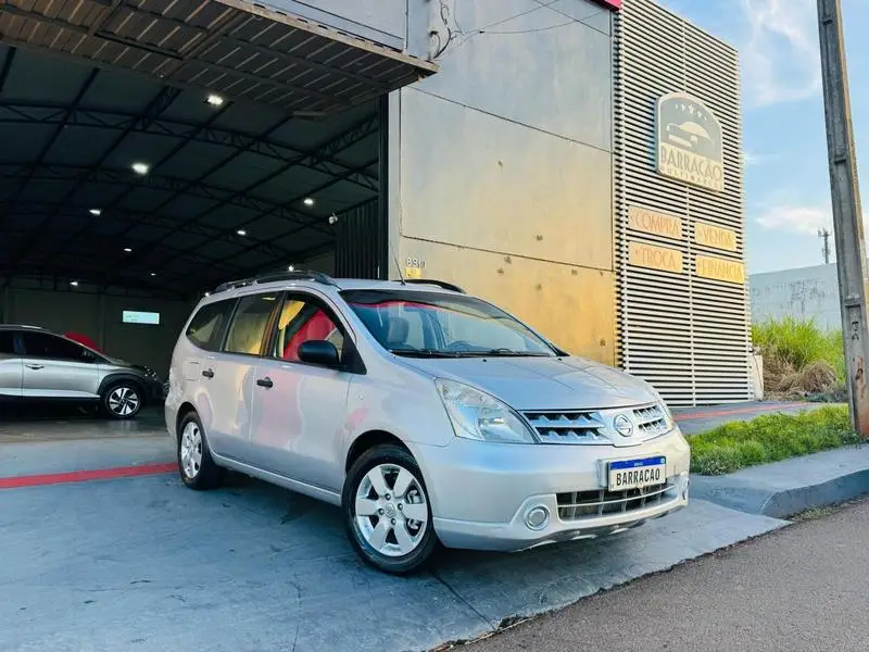 Nissan Grand Livina S 1.8 16V (flex)