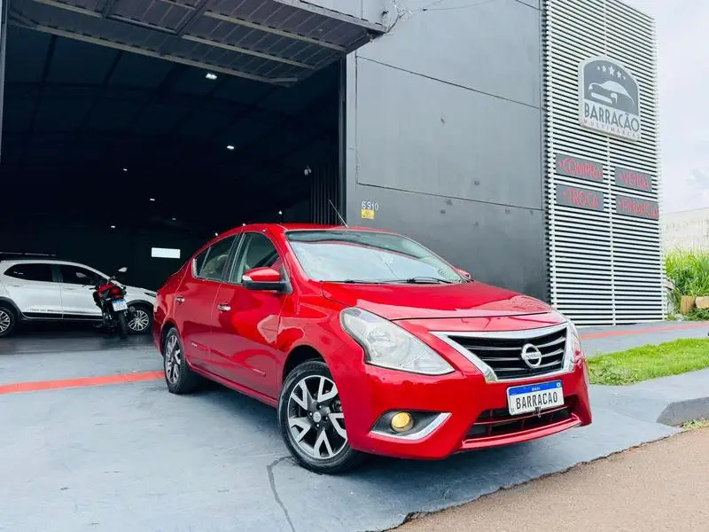 Nissan Versa 1.6 16V Unique CVT (Flex)