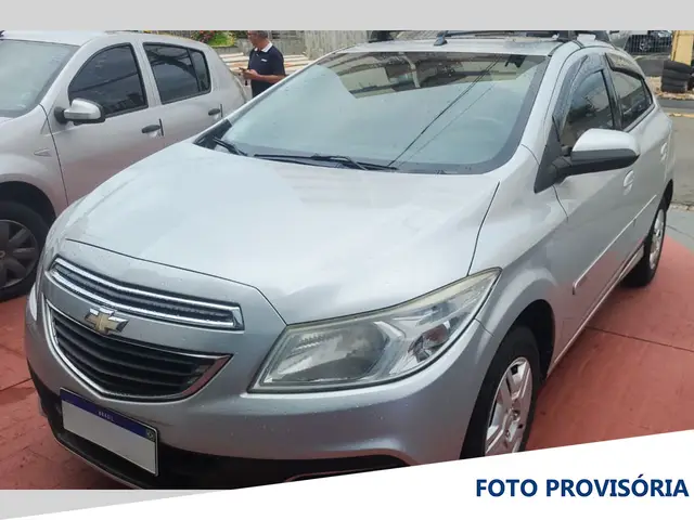 Carro Chevrolet Onix 2013 1.0 LT SPE/4