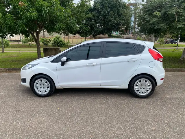 Carro Ford New Fiesta Hatch 2015 New Fiesta S 1.5 16V