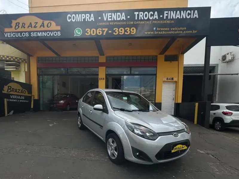 Ford Fiesta Sedan 1.6 (Flex)