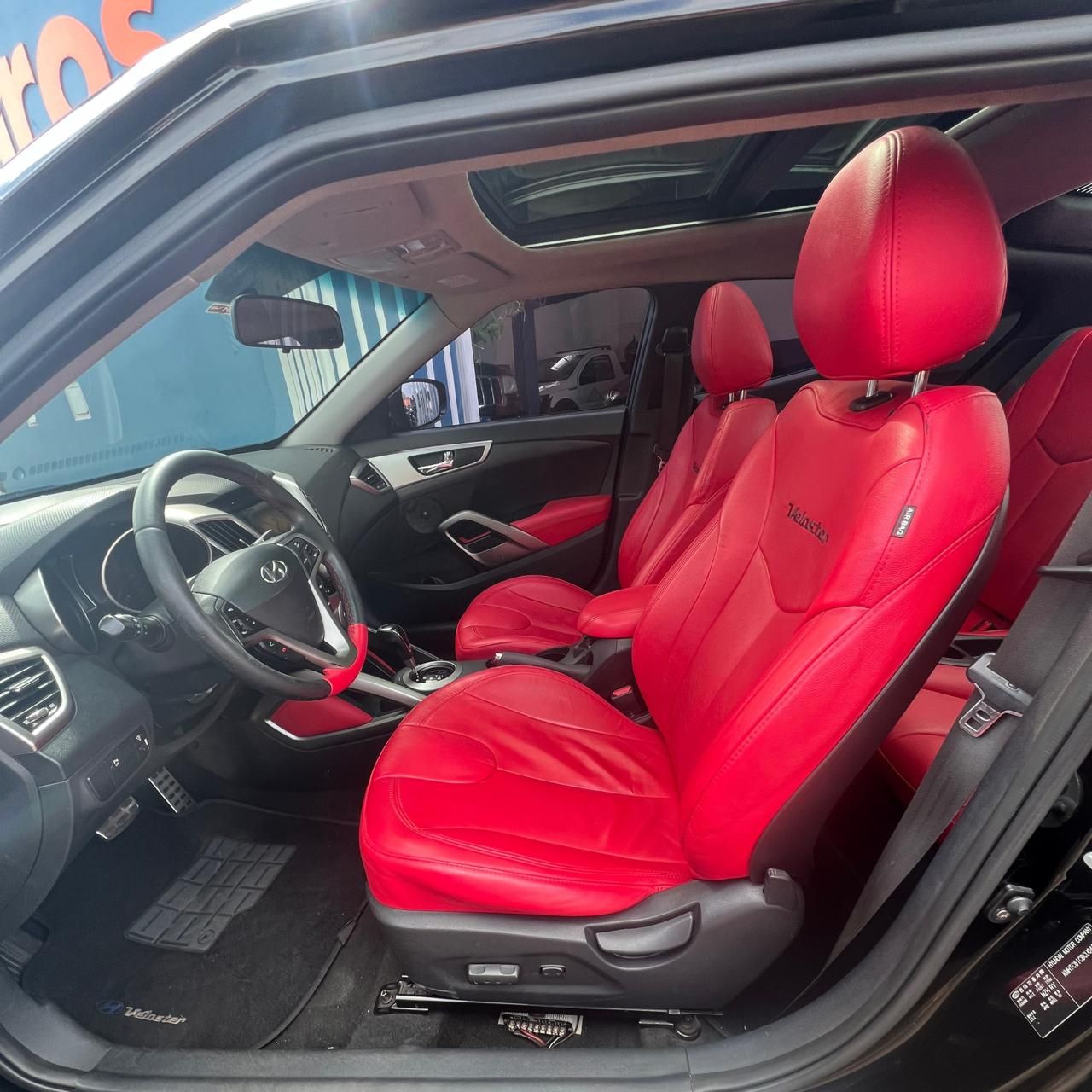 Hyundai Veloster
