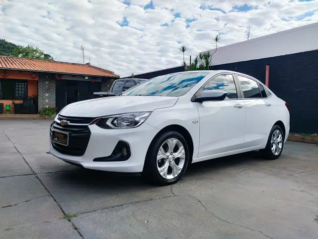 Carro Chevrolet Onix Plus 2023 LTZ 1.0 Turbo