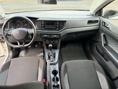 Polo Track 1.0 Flex 12V 5p