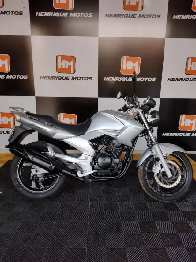 Moto Yamaha YS 250 Fazer 2010 250cc