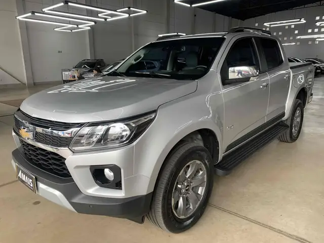 Carro Chevrolet S10 Cabine Dupla 2023 LTZ 2.8 Turbodiesel (Aut.)