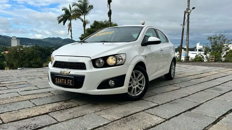Chevrolet Sonic Sedan LTZ (Aut)