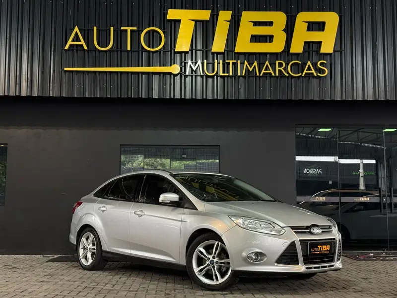 Ford Focus Sedan SE 2.0 16V PowerShift (Aut)