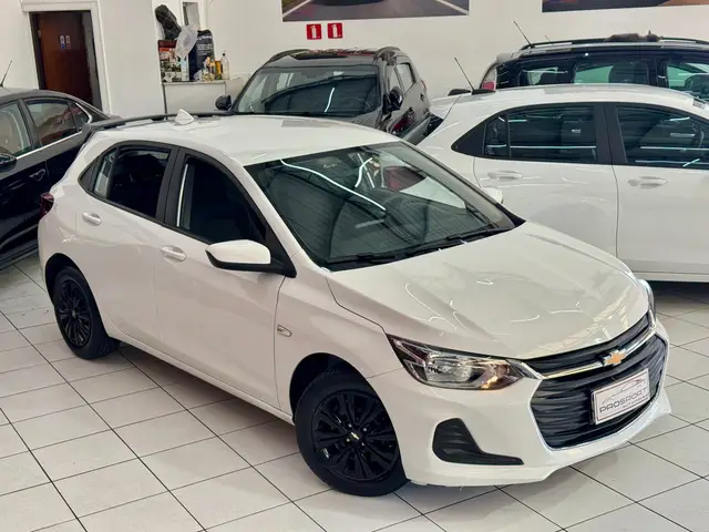 Carro Chevrolet Onix 2020 LT 1.0 (Flex)