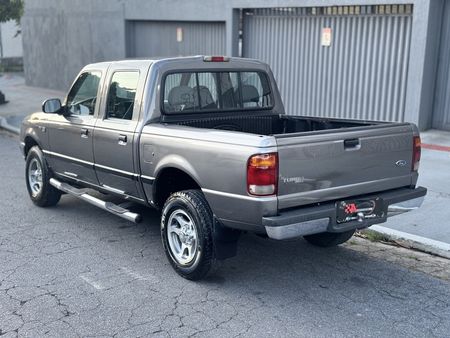 Ranger Cabine Dupla Ranger XLT 4x2 2.8 Turbo (Cab Dupla)