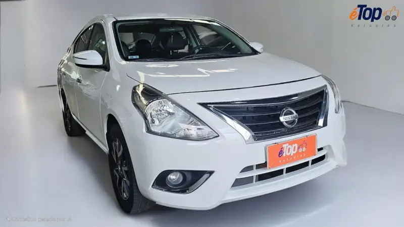 Nissan Versa 1.6 16V Unique (Flex)
