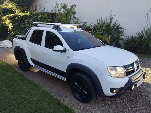 Carro Renault Duster Oroch 2017 2.0 16V Dynamique (Aut) (Flex)