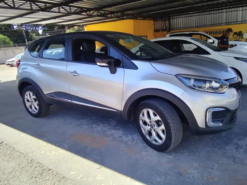 Renault Captur Life 1.6 16v SCe CVT (Flex)
