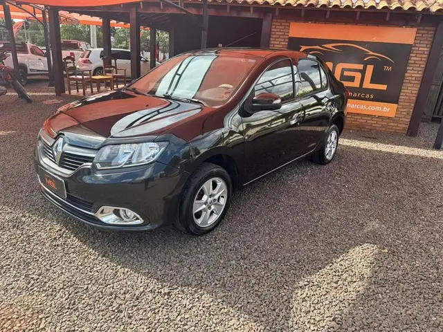 Carro Renault Logan 2014 Dynamique 1.6 8V