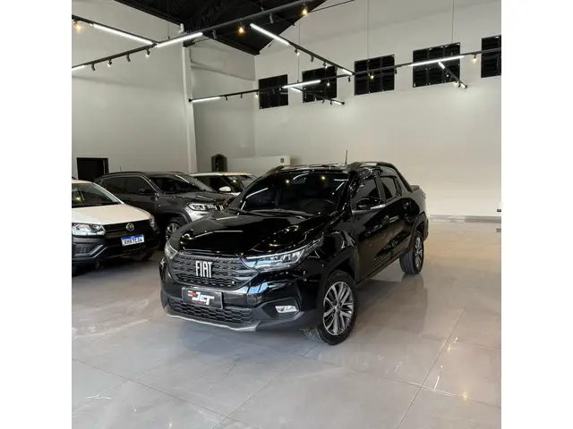Carro Fiat Strada 2023 Volcano 1.3 CD AT (Flex)