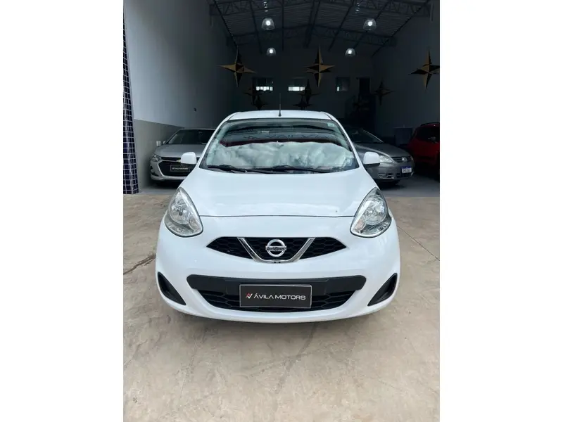 Nissan March 1.0 12V S (Flex)