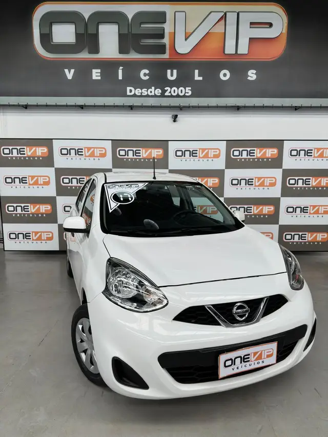 Carro Nissan March 2017 1.0 12V S (Flex)