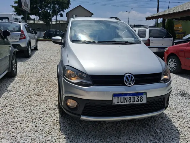 Carro Volkswagen CrossFox 2014 1.6 VHT (Flex)