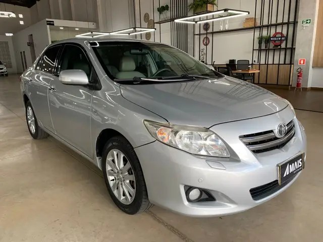 Carro Toyota Corolla 2010 Sedan SEG 1.8 16V (flex) (aut)