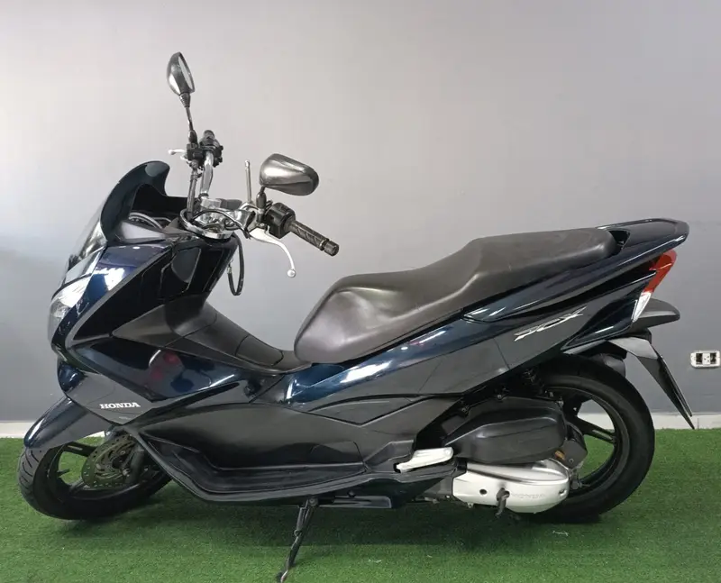 Honda PCX 150 DLX