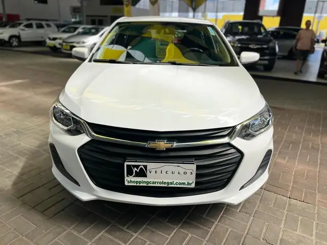 Carro Chevrolet Onix 2021 1.0 (Flex)