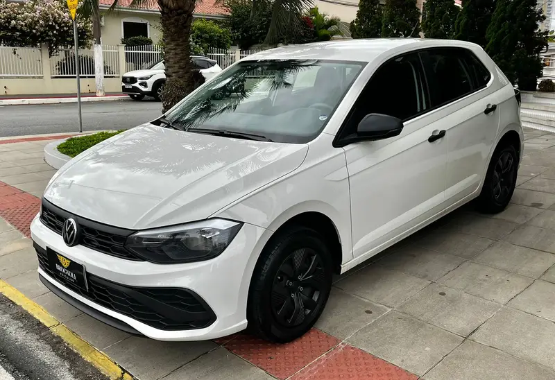 Volkswagen Polo Track 1.0 Flex 12V 5p