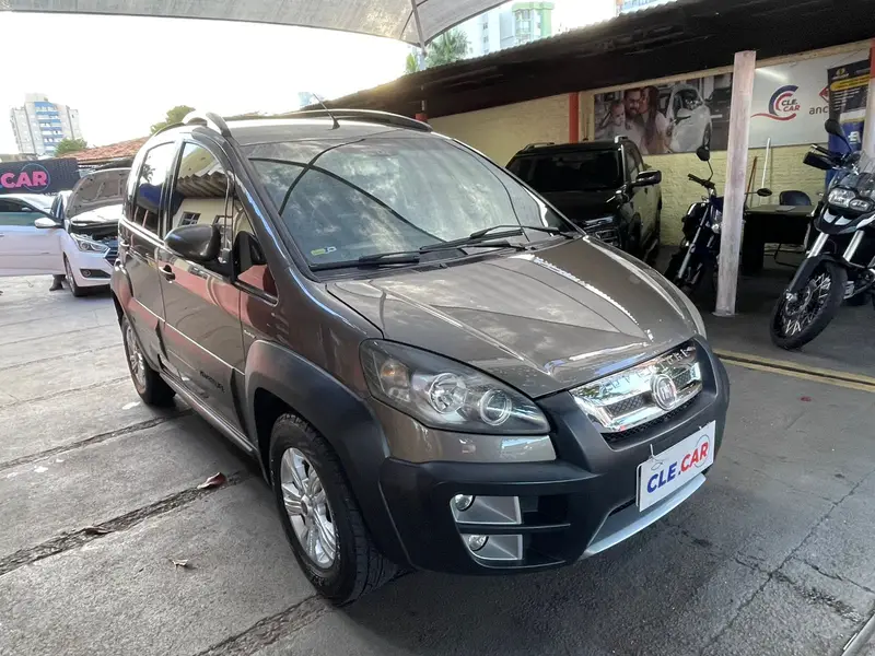 Fiat Idea Adventure 1.8 16V E.TorQ Dualogic (Flex)