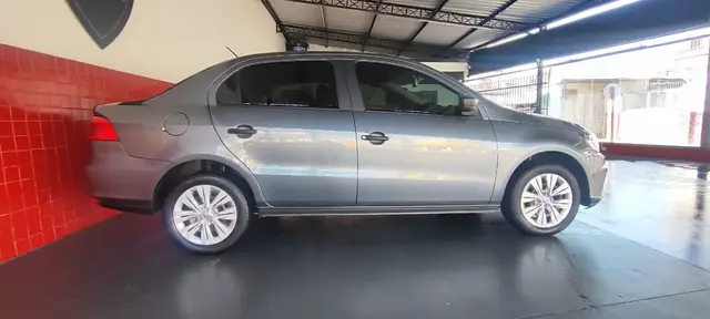 Carro Volkswagen Voyage 2022 1.6