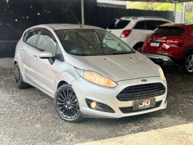 Carro Ford Fiesta Hatch 2017 SEL 1.6 16V Flex Mec. 5p - G