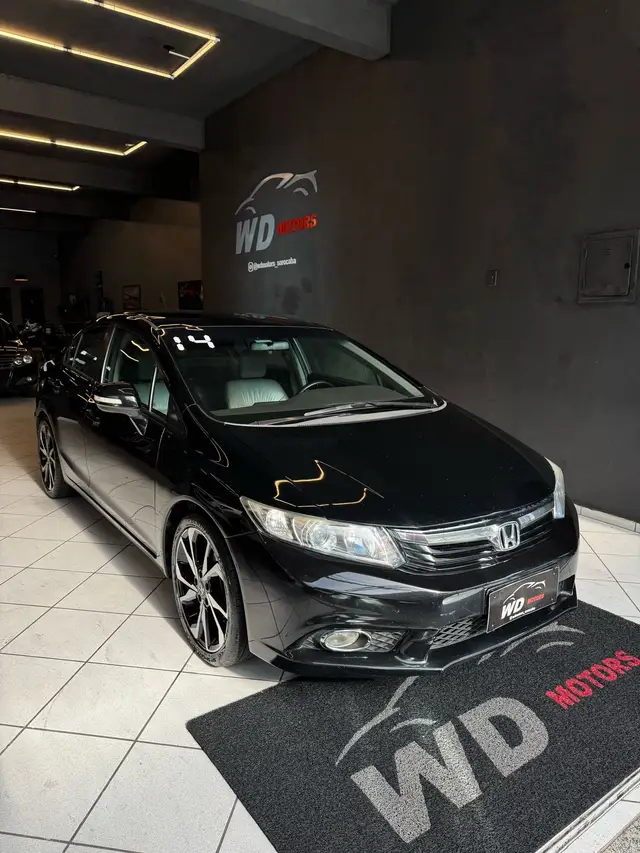 Carro Honda Civic 2014 New  LXR 2.0 i-VTEC (Aut) (Flex)