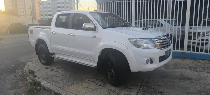 Toyota Hilux 3.0 TDI 4x4 CD SRV Top (Aut)