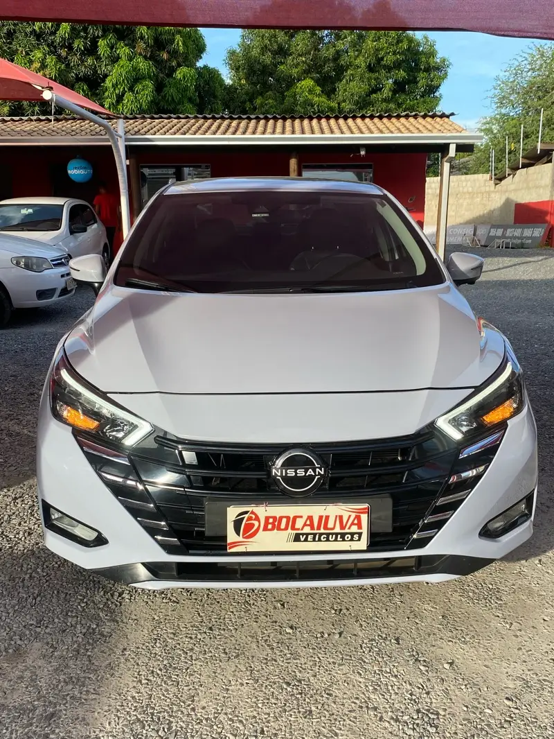 Nissan Versa Exclusive 1.6 (Flex) (Aut)
