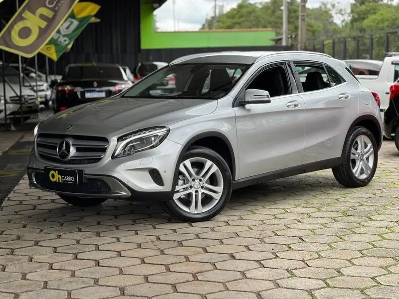 Mercedes-Benz GLA 200 GLA 200 1.6 Advance