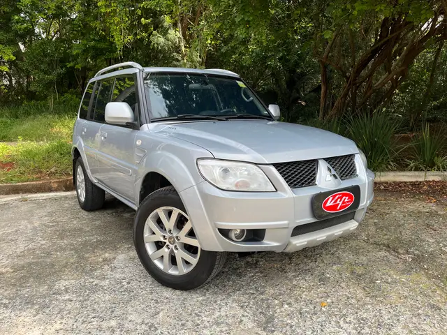 Carro Mitsubishi Pajero TR4 2010 2.0 16V 4x4 (flex) (aut)