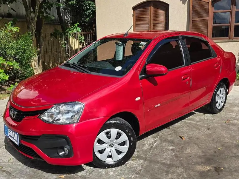 Toyota Etios Sedan XS 1.5 (Flex)