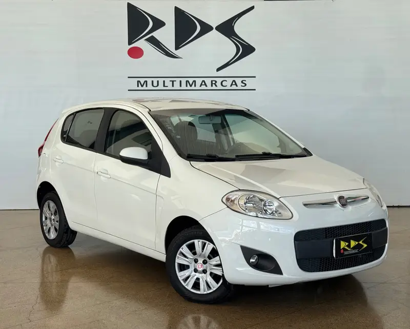 Fiat Palio Attractive 1.0 8V (Flex)